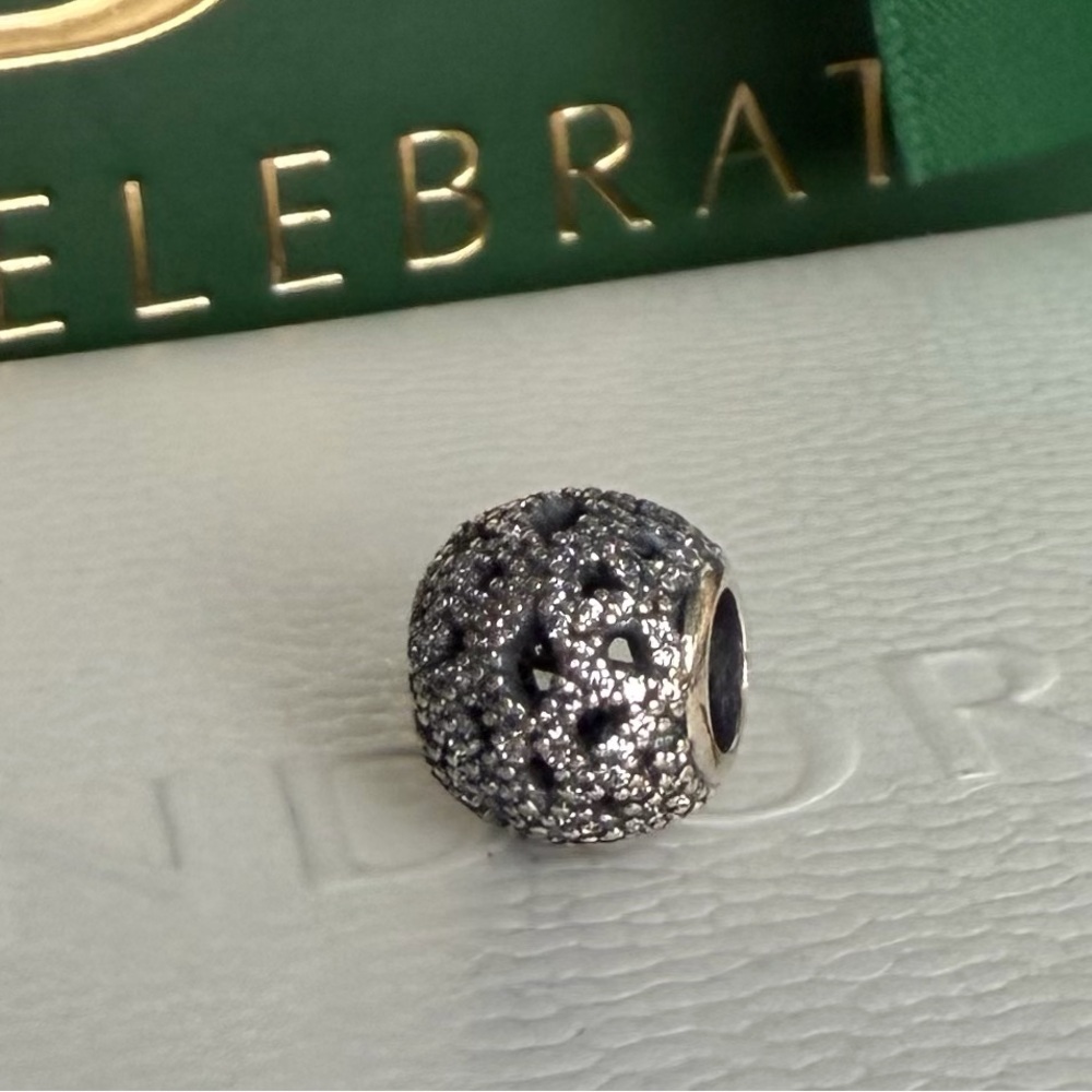 Pandora Silver Intricate Lace Ice Charm RARE